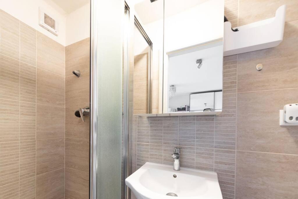 The Attic Studio Apartment Bratislava Exterior photo